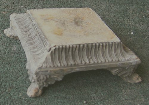 M080 Oriental Pedestal 2 H x 5x5 in..JPG