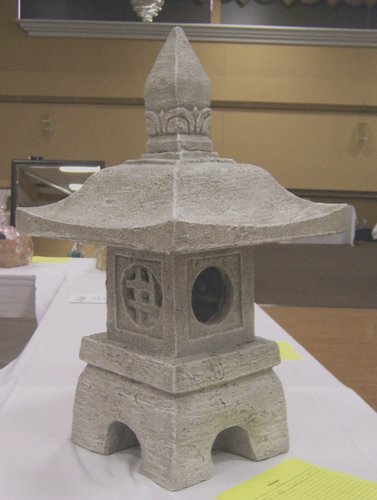 Y3742 - Japanese Pagoda 27 in h..JPG