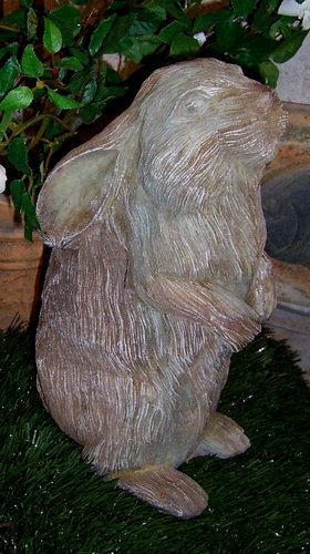 Y1904 Rabbit Standing 10.5 in..JPG